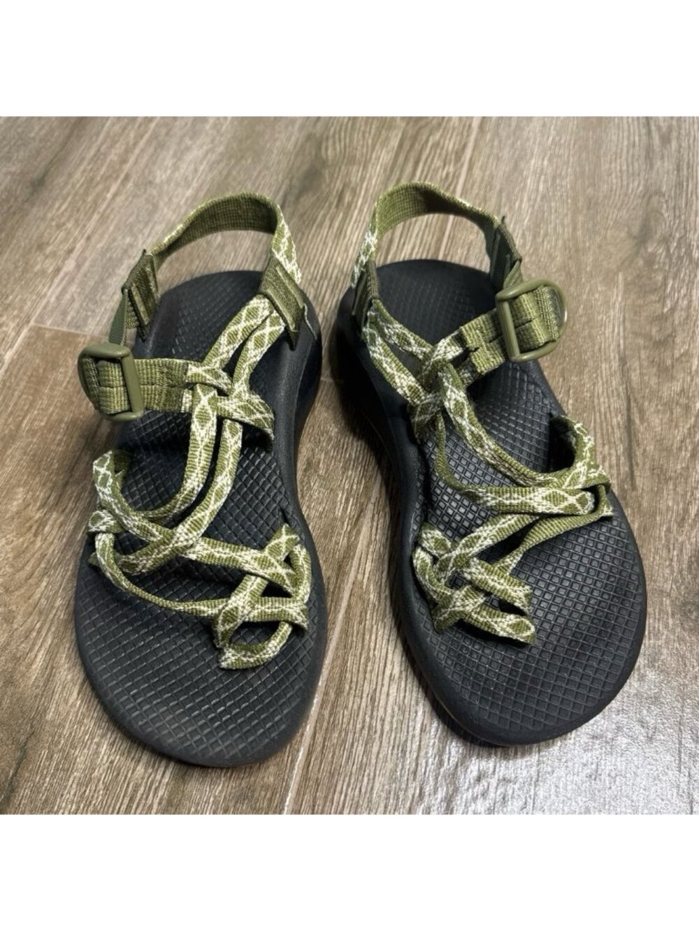 Chaco Z Cloud X2 Sport Sandals Green Stripe Womens Size 6